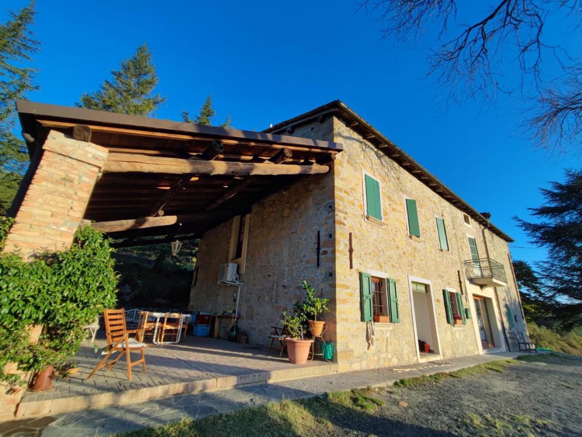 B&B Demetra Solignano Bagian luar foto